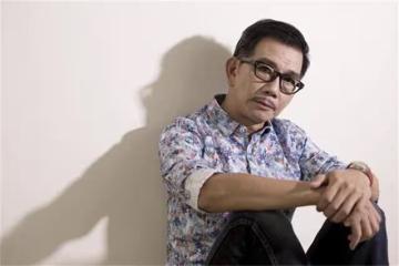 56歲香港男演員當飯店雜工:人到中年,最大的恐懼是一事無成
