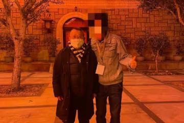 曾志偉被偶遇:又瘦又矮頭髮花白威風不起來,與譚詠麟相差甚遠