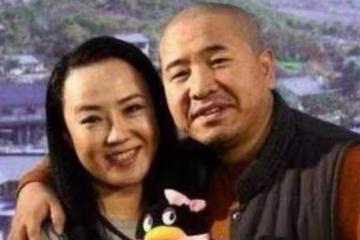 原創趙本山唯一女徒弟,嫁入豪門身價過億,今52歲美若少女!