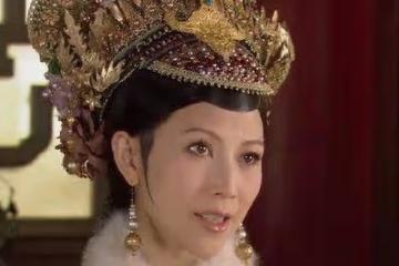 甄嬛傳:誰看懂了?甄嬛離宮後,宜修看到芳若,為何如此擔心?
