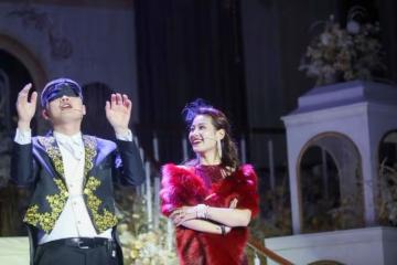 不去北上廣也能看沉浸式演出啦！開心麻花在濟南打造《敖門笑宴》