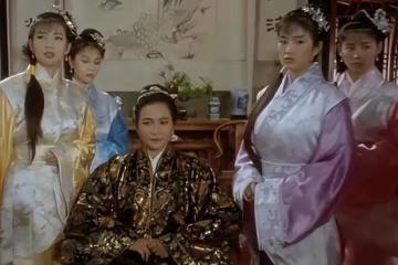原子鏸曬照為77歲母親慶生，鄭佩佩被指頻繁出入醫院，狀況堪憂