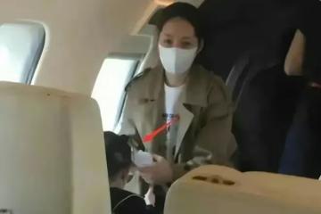 郭碧婷:獨自帶女兒面容憔悴,眼神黯淡無光,老公向佐仍然未現身