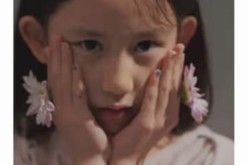 孫莉曬小女兒近照，9歲妹妹矯正大門牙引熱議，嘟嘴賣萌像黃磊